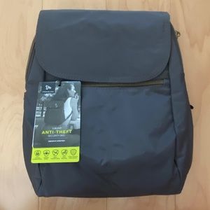 NEW TRAVELON ANTI-THEFT SIGNATURE SLIM BACKPACK PURSE SMOKE GRAY GREY